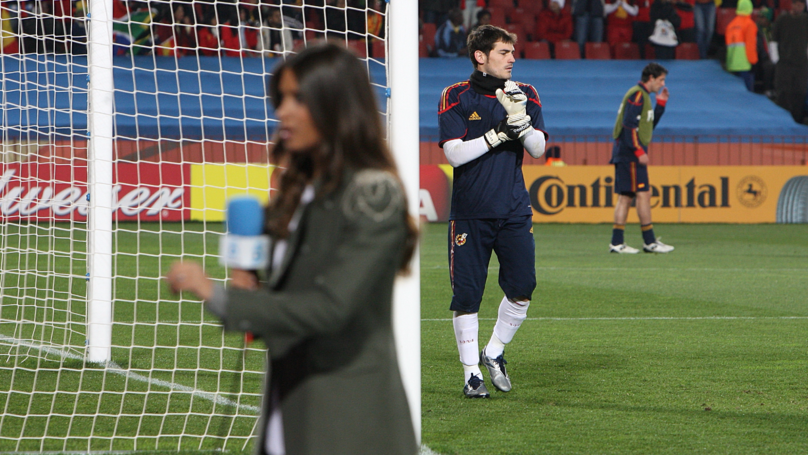 35 tuổi, Casillas vẫn được Ngoại hạng Anh mời gọi - Bóng Đá