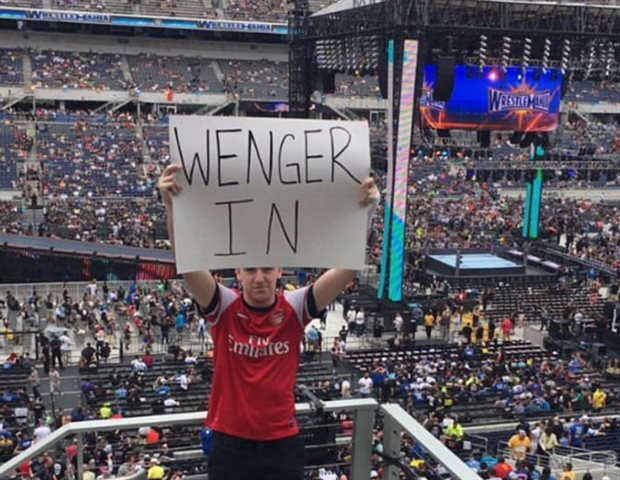 Từ Ngoại hạng Anh đến WWE, Wenger xuất hiện ở mọi nơi - Bóng Đá
