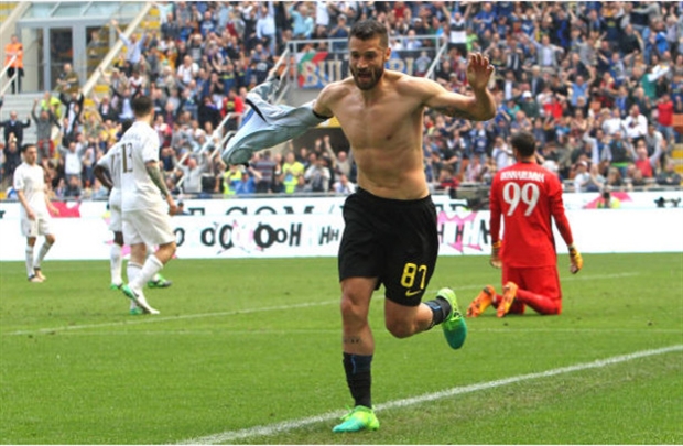 Gỡ hòa phút 90+7, Zapata giúp Derby Milano kết thúc tuyệt vời - Bóng Đá