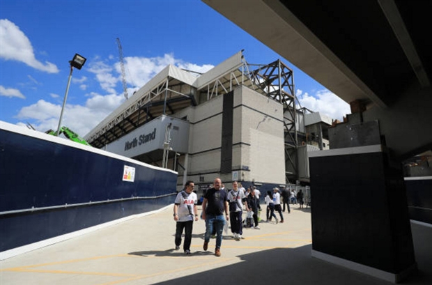 Các huyền thoại Tottenham tụ tập chào tạm biệt White Hart Lane - Bóng Đá