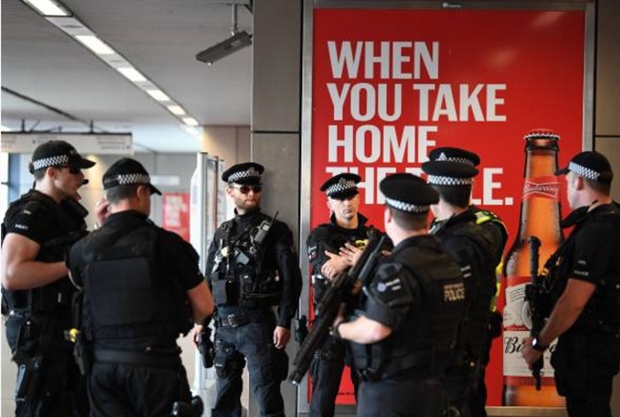 Ám ảnh khủng bố, an ninh đang được siết chặt tại Wembley - Bóng Đá