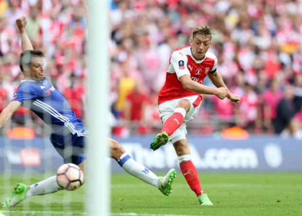 Chấm điểm Arsenal: Sanchez rất hay, nhưng vẫn thua 'thần chết' Ramsey - Bóng Đá