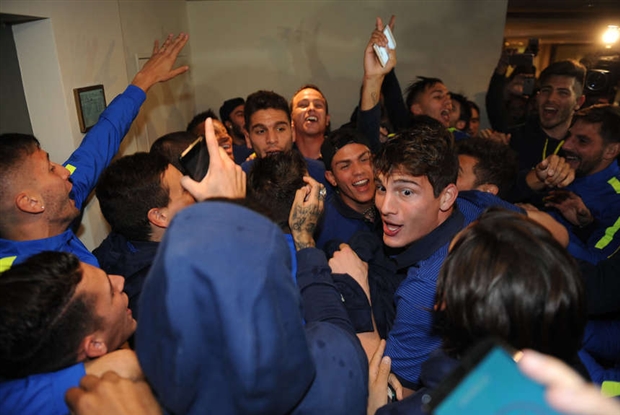 Hậu vô địch, dàn sao Boca Juniors rủ nhau đi nhát ma NHM - Bóng Đá