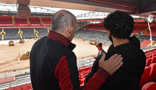 Chùm ảnh: Ngày thứ 2 của Mohamed Salah tại Liverpool - Bóng Đá