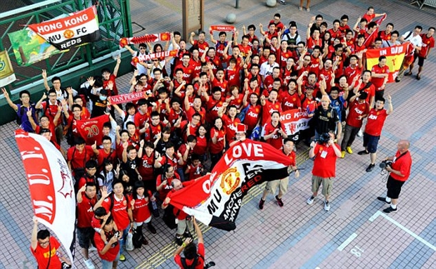 Thế hệ 92 tay bắt mặt mừng ngày tái ngộ ở Hồng Kông - Bóng Đá