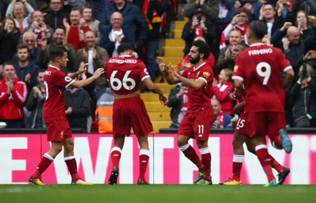 Salah chẳng thể 'gánh' hàng thủ Liverpool mãi được - Bóng Đá