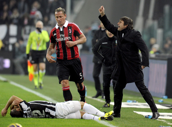 Conte vừa nhớ nhà, Milan liền rục rịch - Bóng Đá
