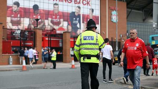 An ninh 'căng thẳng' trước đại chiến Liverpool - Man Utd - Bóng Đá