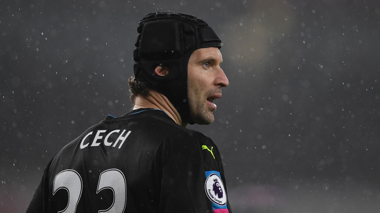 Cech thừa nhận Arsenal đã mất tình thần chiến đấu - Bóng Đá