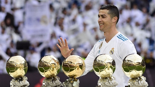Ronaldo, Messi 'mất tích' trong top 10 VĐV giàu nhất - Bóng Đá