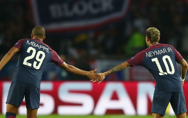 Đang nghỉ Đông, nhưng Neymar vẫn không quên luyện tập  - Bóng Đá
