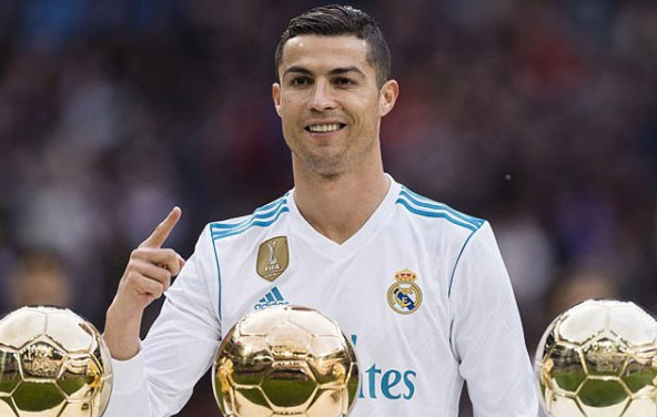 Lộ 'danh sách đen' của Ronaldo tại Real Madrid - Bóng Đá