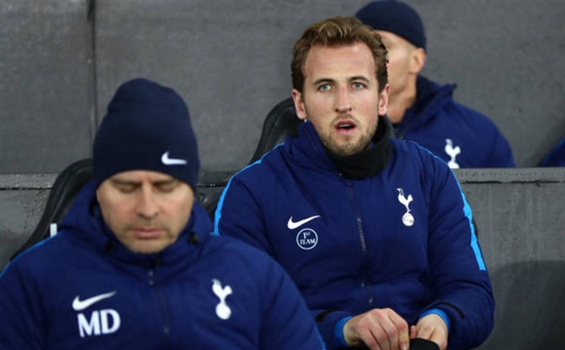 Kane 'tịt ngòi', Tottenham vẫn nhẹ nhàng hạ gục Swansea  - Bóng Đá