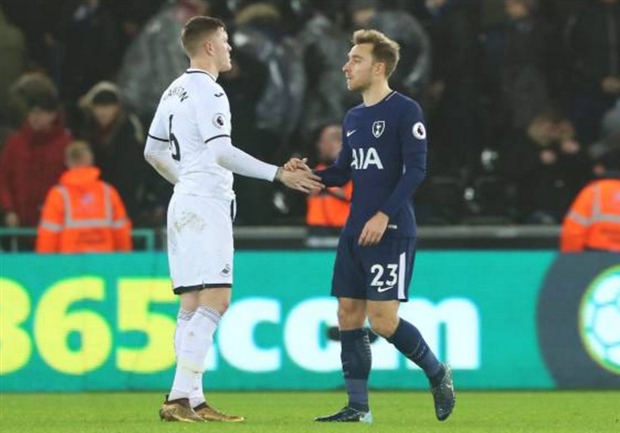 Kane 'tịt ngòi', Tottenham vẫn nhẹ nhàng hạ gục Swansea  - Bóng Đá
