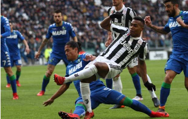 Higuain lập hat-trick trong chiến thắng 7 sao của Juventus trước Sassuolo  - Bóng Đá