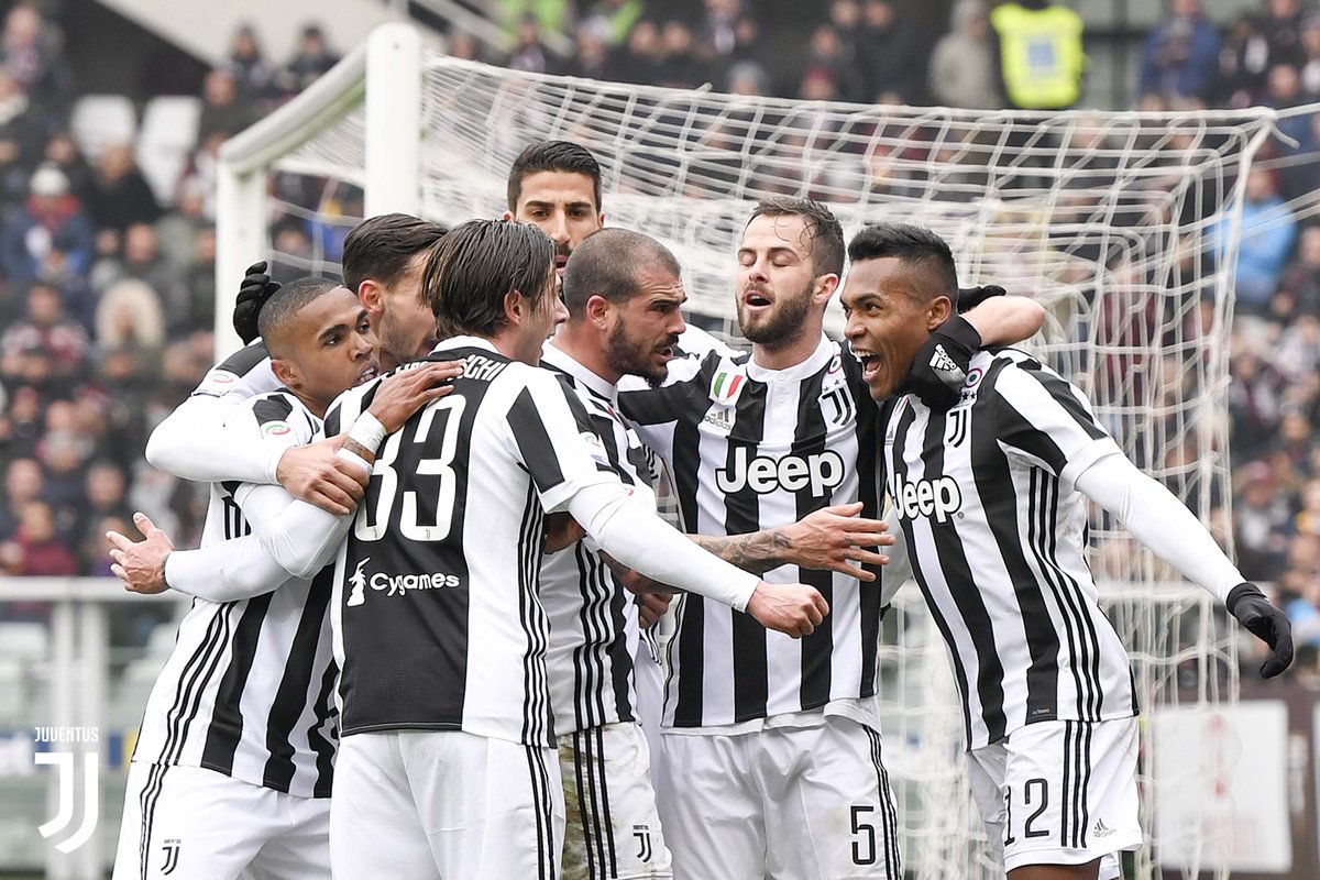 Vòng 25 Serie A: Juventus chưa vượt được Napoli, Milan tiếp đà thăng hoa - Bóng Đá