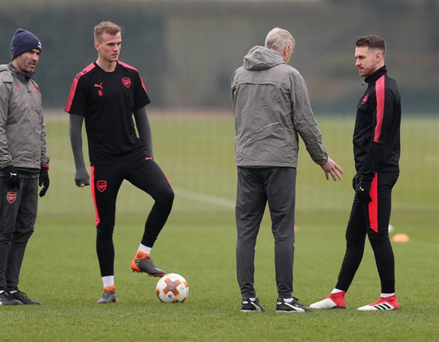 Chuẩn bị cho Europa League, Arsenal 'bỏ rơi' Ramsey - Bóng Đá