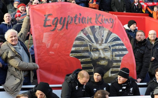 'Vua Ai Cập' xuất hiện tại Anfield trong ngày Salah lập kỷ lục - Bóng Đá