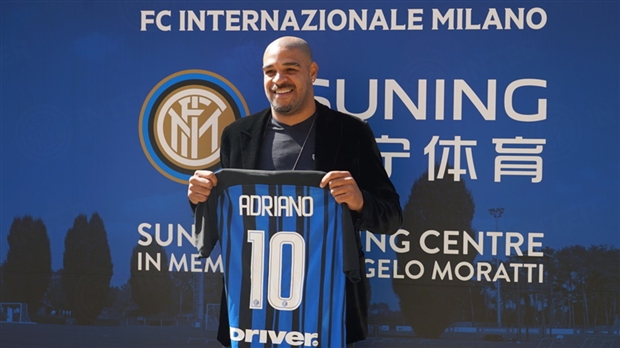 'Hoàng đế' Adriano tới tận sân tập để tiếp sức Inter vượt qua khủng hoảng - Bóng Đá