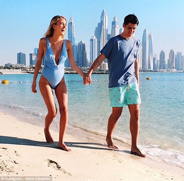 Vợ mang song thai, Morata tới Dubai ăn mừng - Bóng Đá
