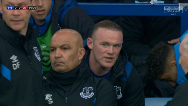 Rooney văng tục khi sớm bị thay ra trong trận Derby Merseyside - Bóng Đá
