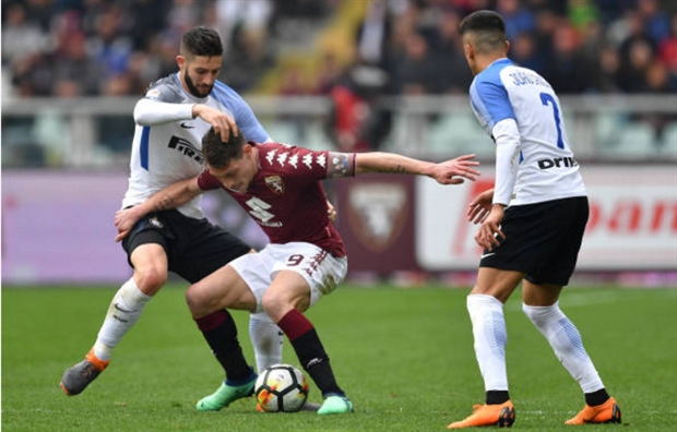 Inter hụt top 3, Spalletti chỉ biết gục mặt xuống sân - Bóng Đá