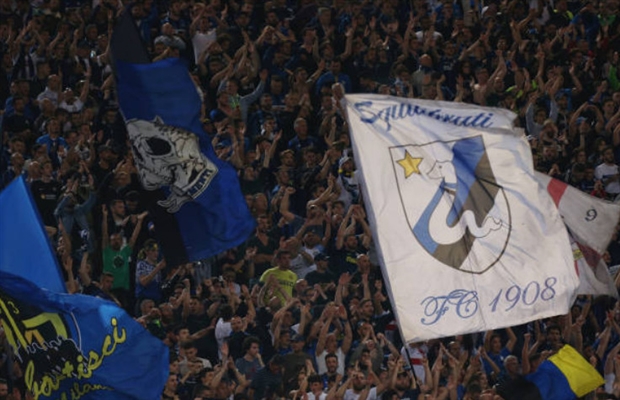 Inter lại khóc, khi ngược dòng không tưởng giành vé dự Champions League - Bóng Đá
