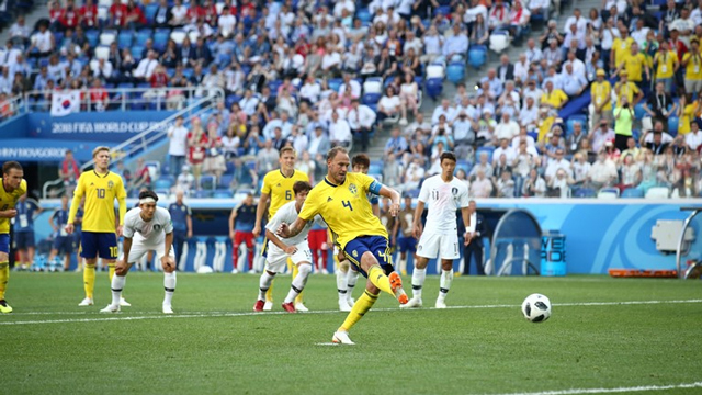 Sau hơn 16 năm, Thụy Điển mới biết đá penalty - Bóng Đá
