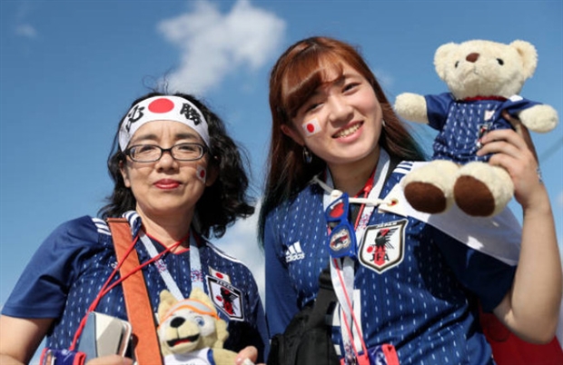 Các mỹ nhân Nhật đẹp rực rỡ trước trận đấu với Senegal - Bóng Đá
