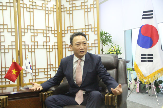 Thua Việt Nam, Đại sứ Hàn Quốc sẽ ra đường ăn mừng - Bóng Đá
