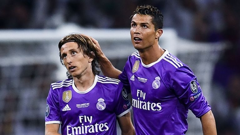 Modric tiếp tục trở thành nỗi ám ảnh của Ronaldo ở giải thưởng FIFA - Bóng Đá