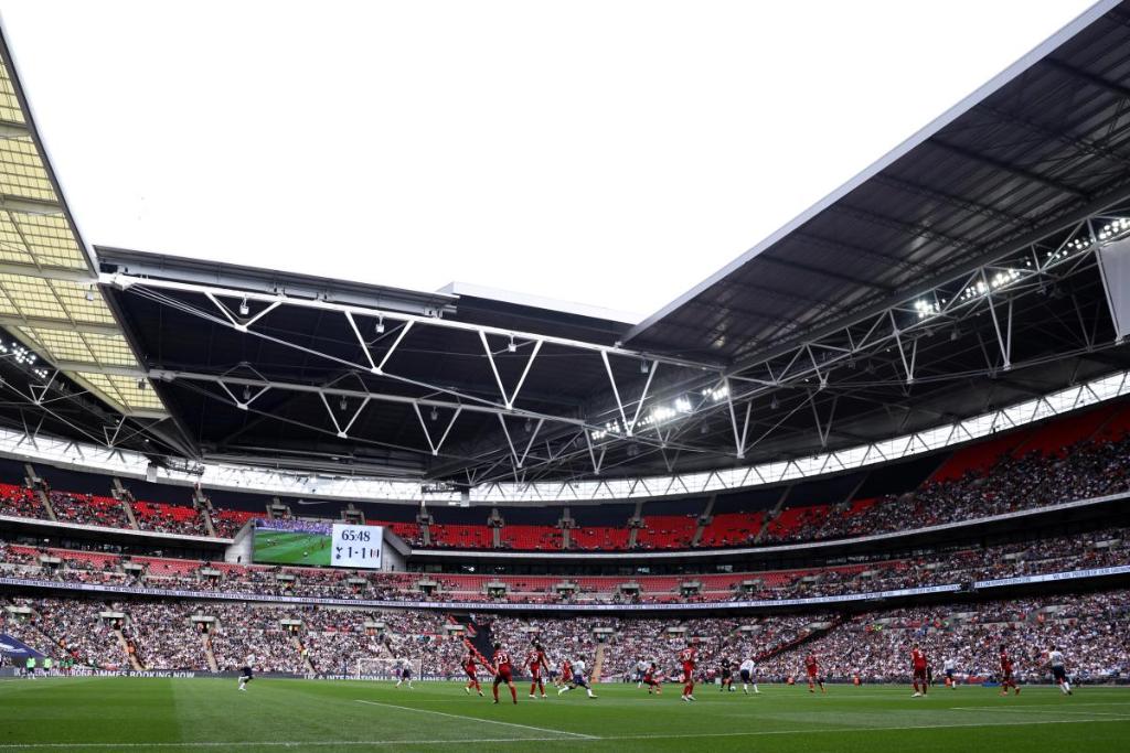 Tự đổi ngày đấu, Tottenham từ chối bồi thường cho Man City - Bóng Đá