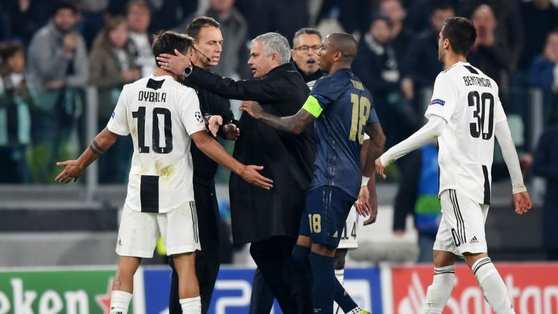 Mourinho được ví như sư tử khi khiêu khích Juventus - Bóng Đá