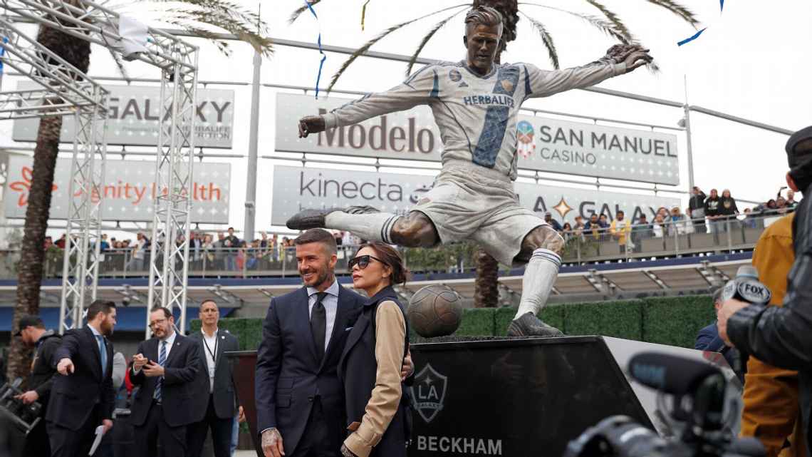 David Beckham chính thức được dựng tượng tại Mỹ - Bóng Đá