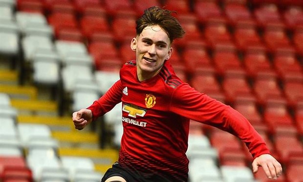 8 cầu thủ trẻ Man Utd mang đến Pháp là ai? - Bóng Đá