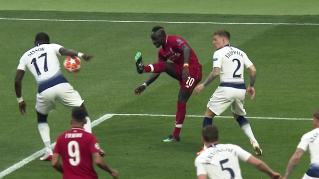 Tottenham star makes VAR claim about Liverpool's Champions League final penalty - Bóng Đá