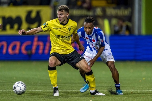 Watford scout in Holland to watch defender Tobias Pachonik – Has ‘low transfer clause’ in contract - Bóng Đá