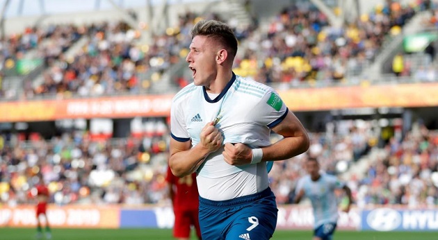 Everton again linked with young Argentine striker Adolfo Gaich - Bóng Đá