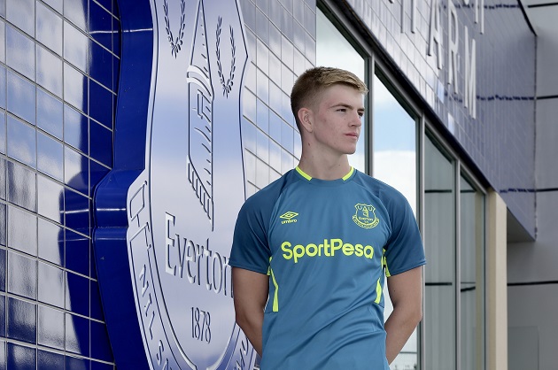 Everton striker Kieran Phillips joins Premier League outfit on trial - Bóng Đá