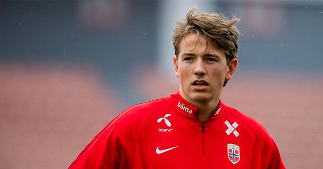 Liverpool reportedly in the lead for Sander Berge amid Chelsea and Napoli rumours - Bóng Đá