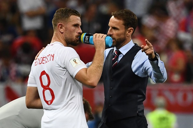 Những rào cản ngăn Jordan Henderson trở lại châu Âu - Bóng Đá