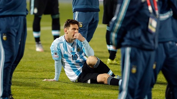 Messi chịu quá nhiều áp lực từ phía NHM Argentina. Ảnh: Internet.