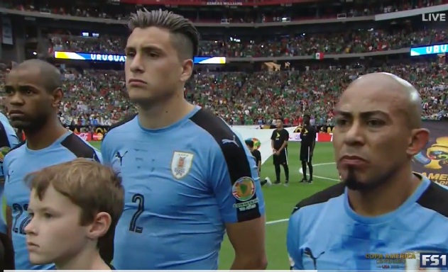 Sự cố hy hữu: Phát nhầm quốc ca ở Copa 2016