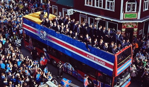 Ảnh bài viết Tuyển Iceland được chào đón như nhà vô địch ở quê nhà