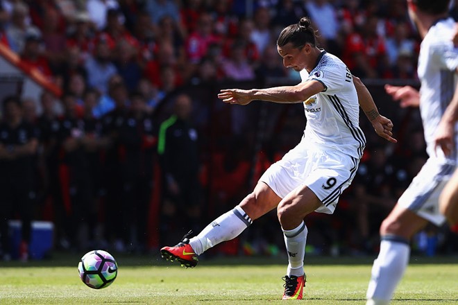 Thành tích ấn tượng về ngày ra mắt của Ibrahimovic