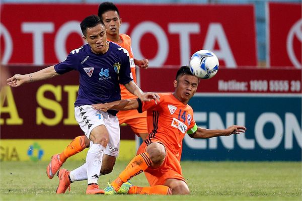 6 đội tranh chức vô địch: V-League đang... bất trị!
