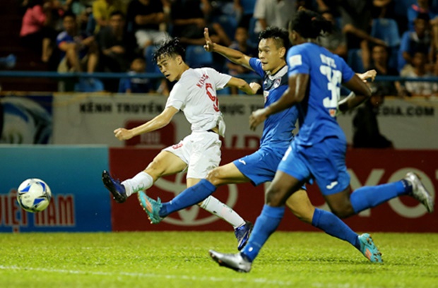 HAGL đoạt cú đúp giải thưởng V-League tháng 8