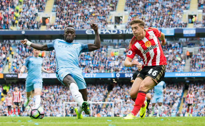 Ảnh bài viết Pep tính "phế" liền 3 hậu vệ cứng của Man City