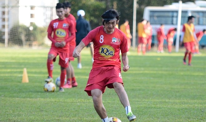 - Bóng Đá