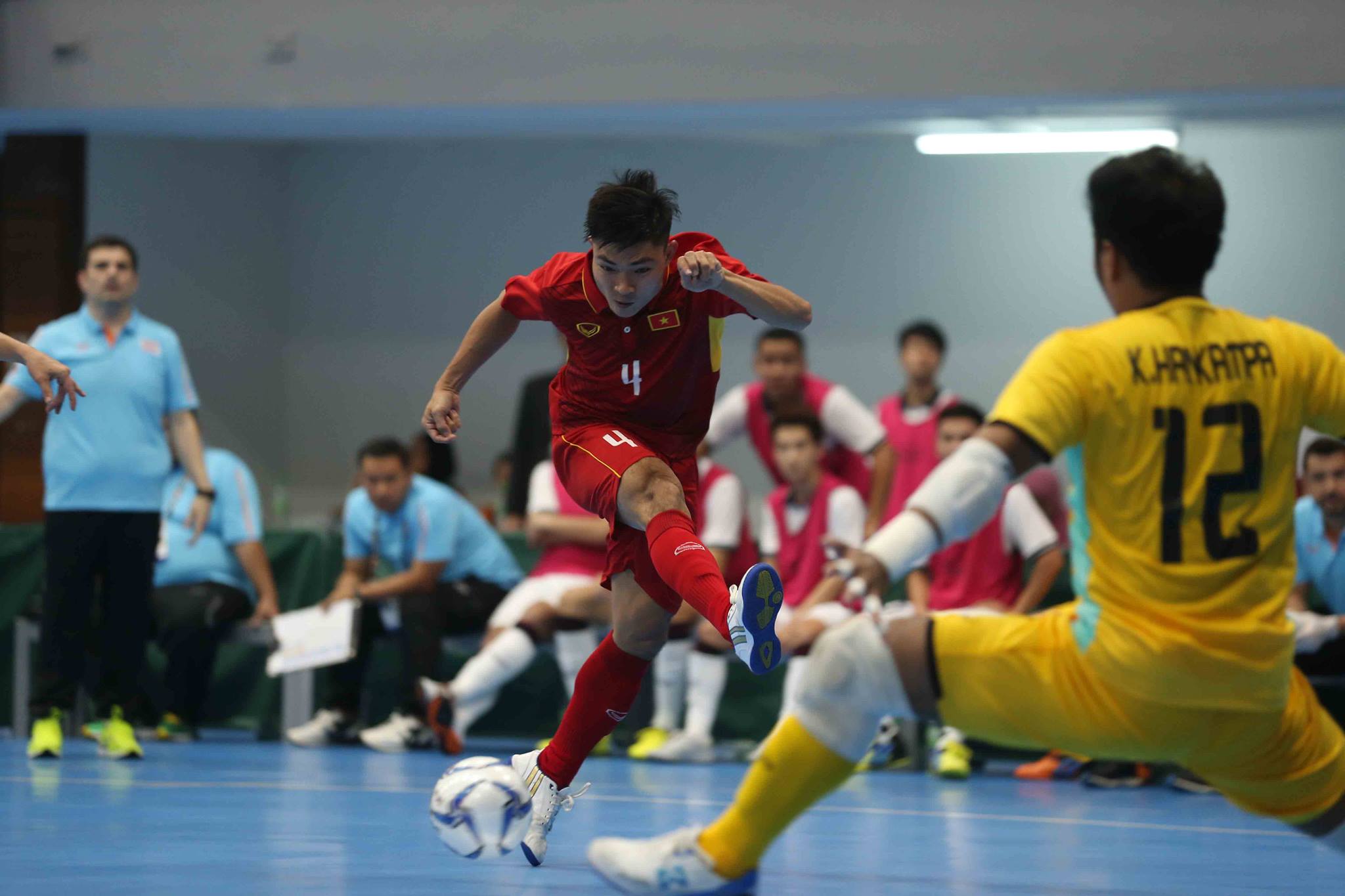 TRỰC TIẾP: Futsal Việt Nam 0-1 Futsal Thái Lan: Văn Du bỏ lỡ cơ hội - Bóng Đá